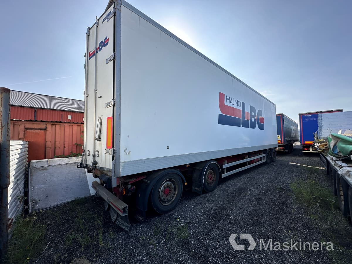 Skåpsläp Närko D4HB13N62 - Piekabe slēgtā virsbūve: foto 1 Skåpsläp Närko D4HB13N62 - Piekabe slēgtā virsbūve: foto 1