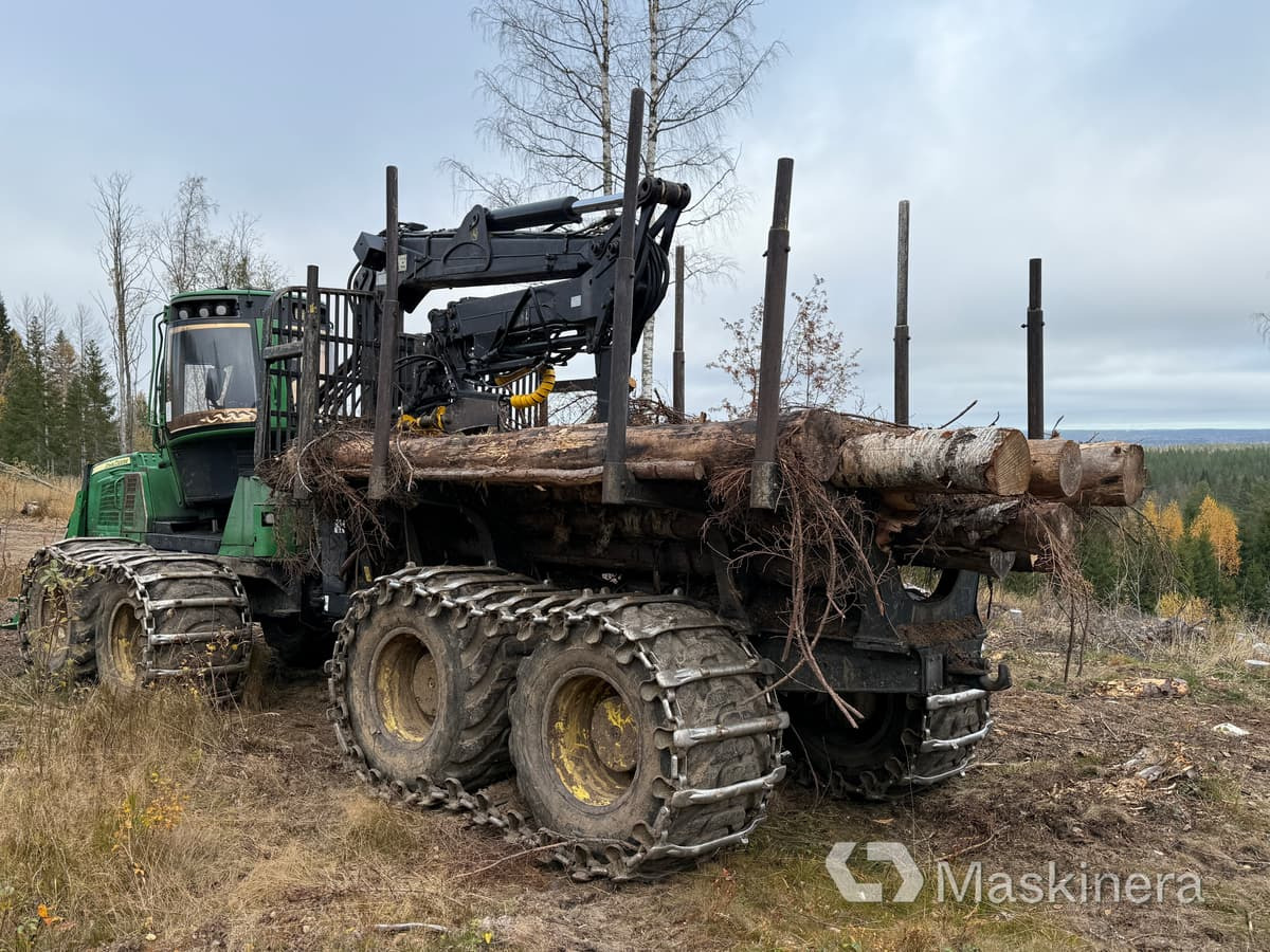 Skotare John Deere 1210E - Forvarders: foto 3 Skotare John Deere 1210E - Forvarders: foto 3
