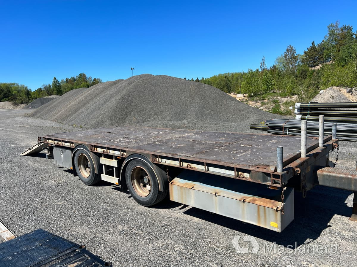 Släp Närko C2YP53G11 med ramper - Piekabe zema profila platforma: foto 5 Släp Närko C2YP53G11 med ramper - Piekabe zema profila platforma: foto 5