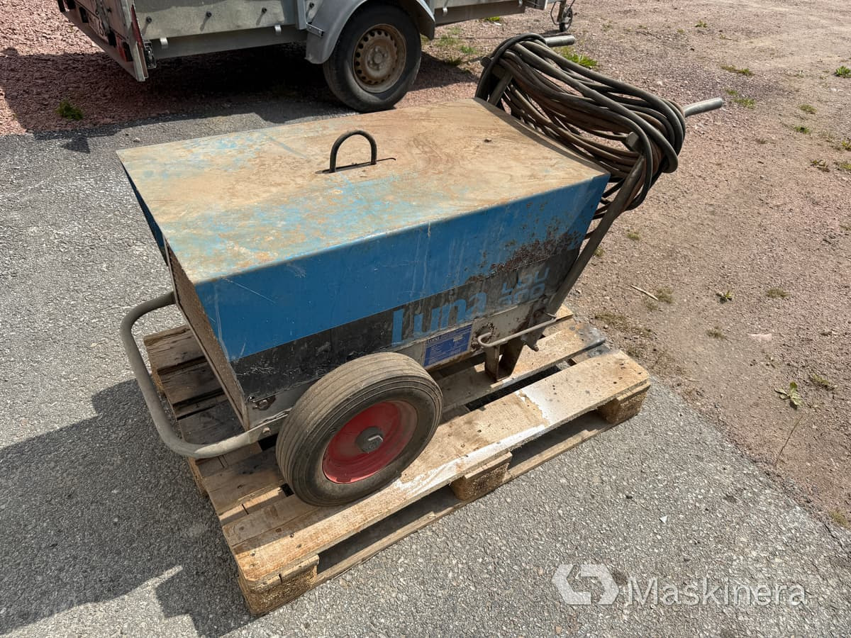 Svets Luna LDU 300 (rep.objekt) - Metināšanas iekārtas: foto 3 Svets Luna LDU 300 (rep.objekt) - Metināšanas iekārtas: foto 3