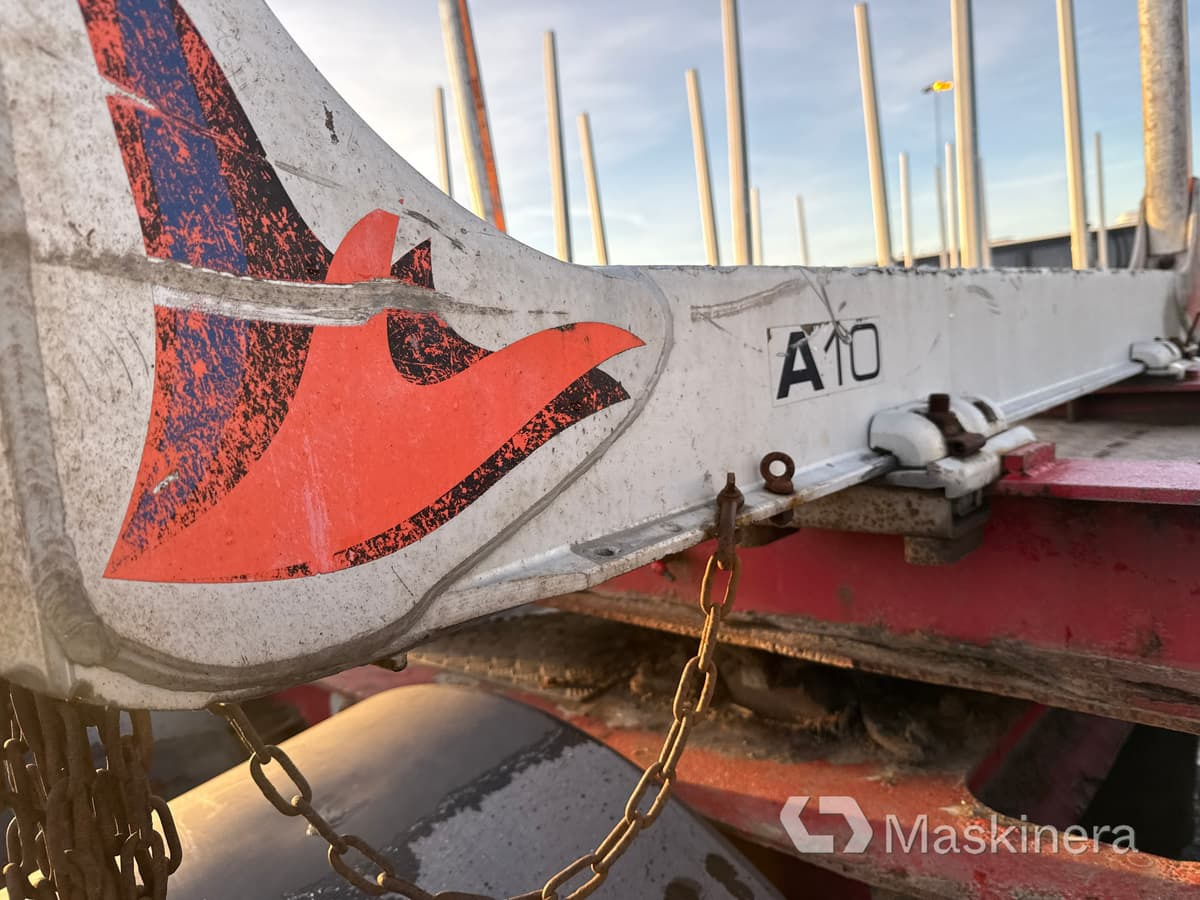 Kokvedēja puspiekabe Timmerlink Parator CV 17-24 (Rep.objekt): foto 41 Kokvedēja puspiekabe Timmerlink Parator CV 17-24 (Rep.objekt): foto 41