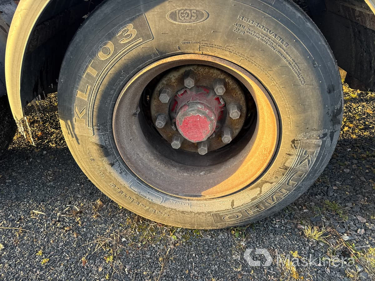 Kokvedēja puspiekabe Timmerlink Parator CV 17-24 (Rep.objekt): foto 37 Kokvedēja puspiekabe Timmerlink Parator CV 17-24 (Rep.objekt): foto 37