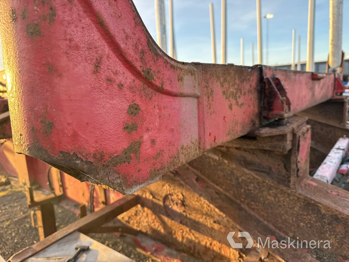 Kokvedēja puspiekabe Timmerlink Parator CV 17-24 (Rep.objekt): foto 25 Kokvedēja puspiekabe Timmerlink Parator CV 17-24 (Rep.objekt): foto 25