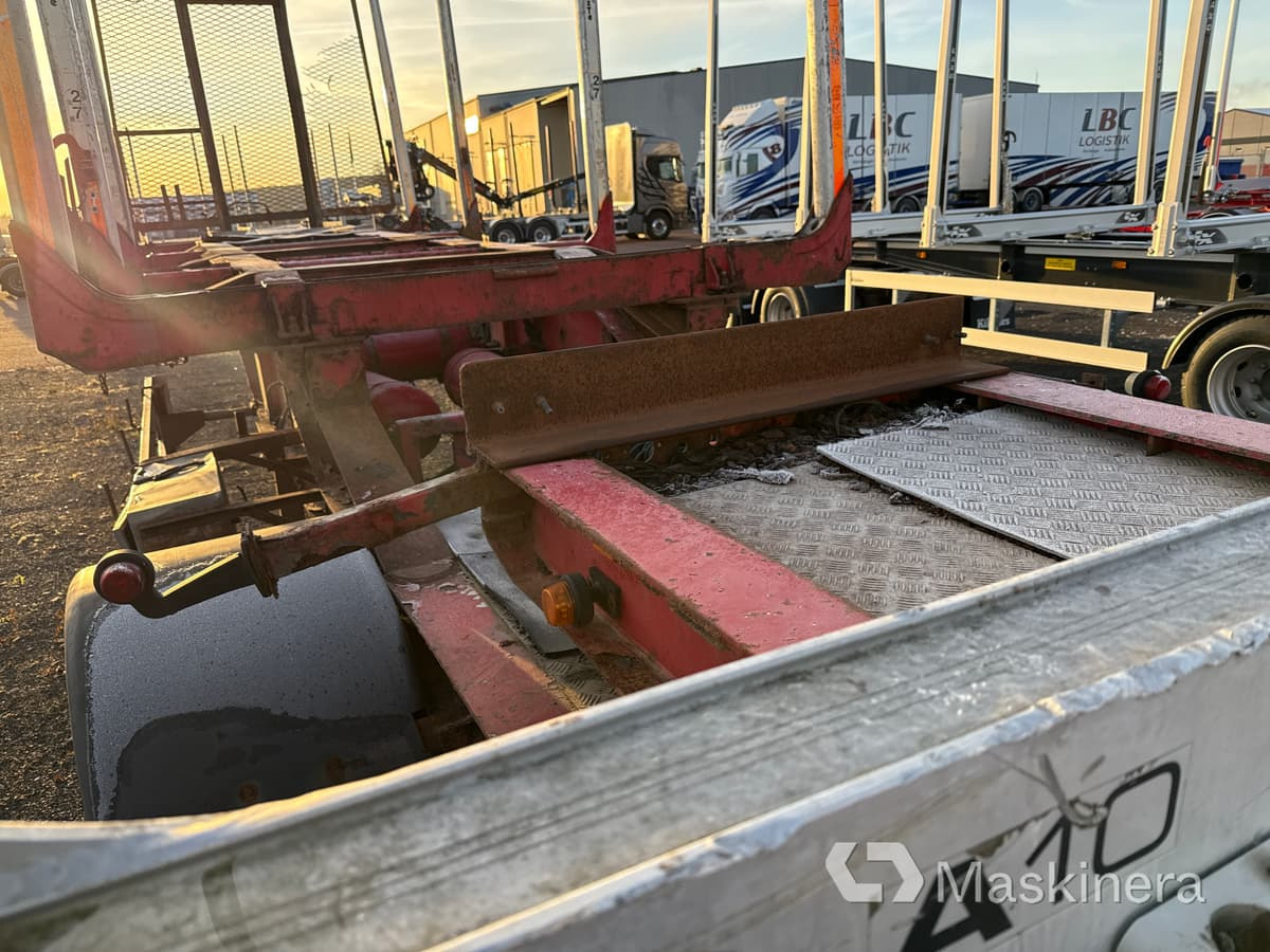 Kokvedēja puspiekabe Timmerlink Parator CV 17-24 (Rep.objekt): foto 42 Kokvedēja puspiekabe Timmerlink Parator CV 17-24 (Rep.objekt): foto 42