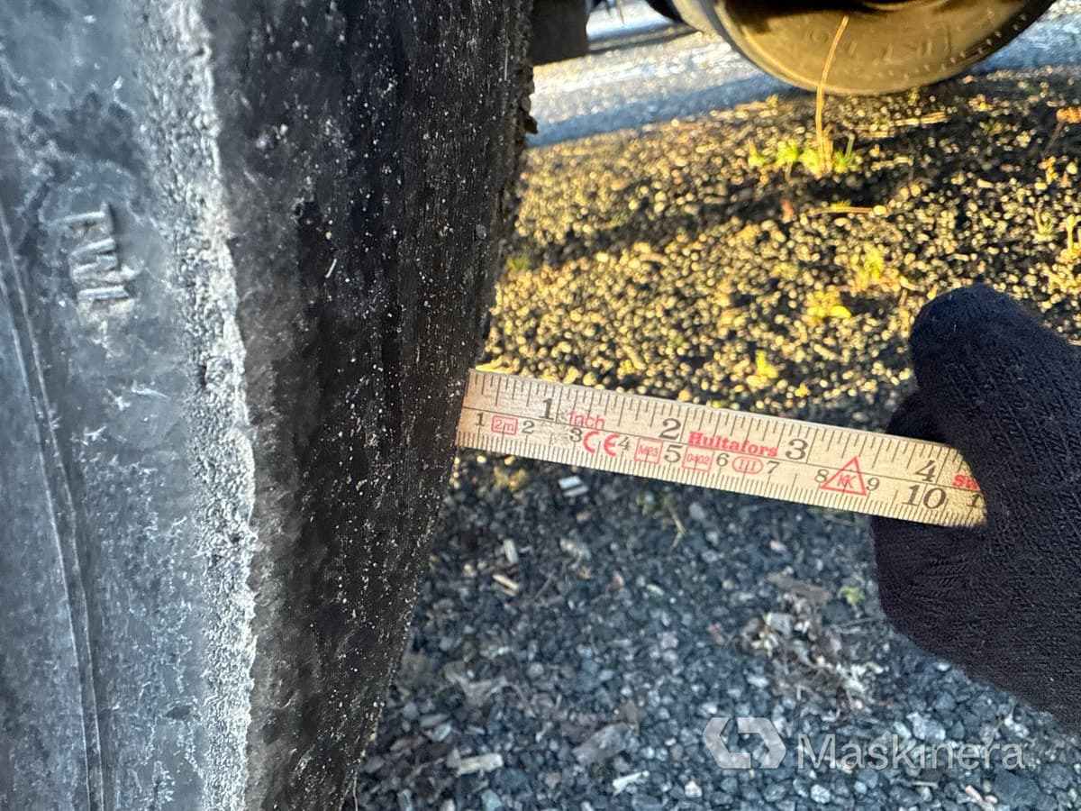 Kokvedēja puspiekabe Timmerlink Parator CV 17-24 (Rep.objekt): foto 36 Kokvedēja puspiekabe Timmerlink Parator CV 17-24 (Rep.objekt): foto 36