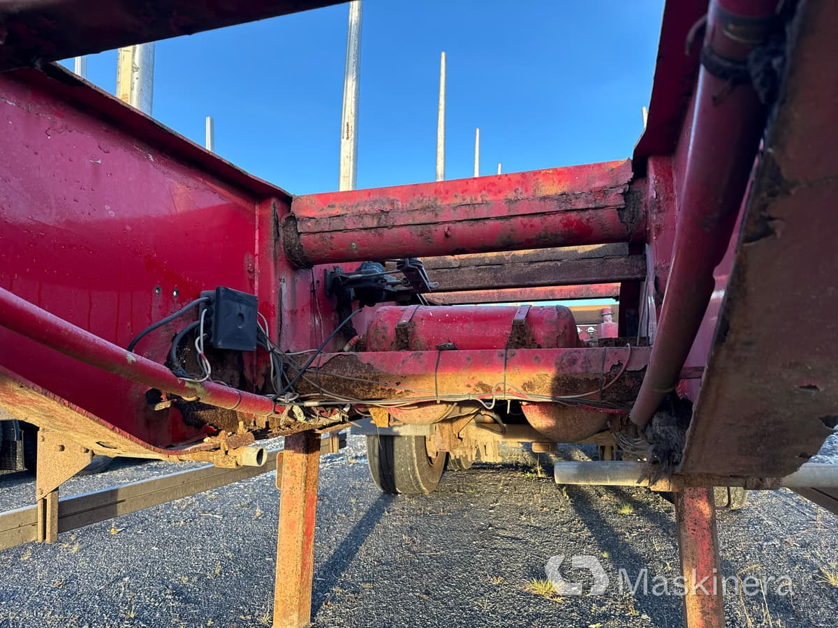 Kokvedēja puspiekabe Timmerlink Parator CV 17-24 (Rep.objekt): foto 21 Kokvedēja puspiekabe Timmerlink Parator CV 17-24 (Rep.objekt): foto 21