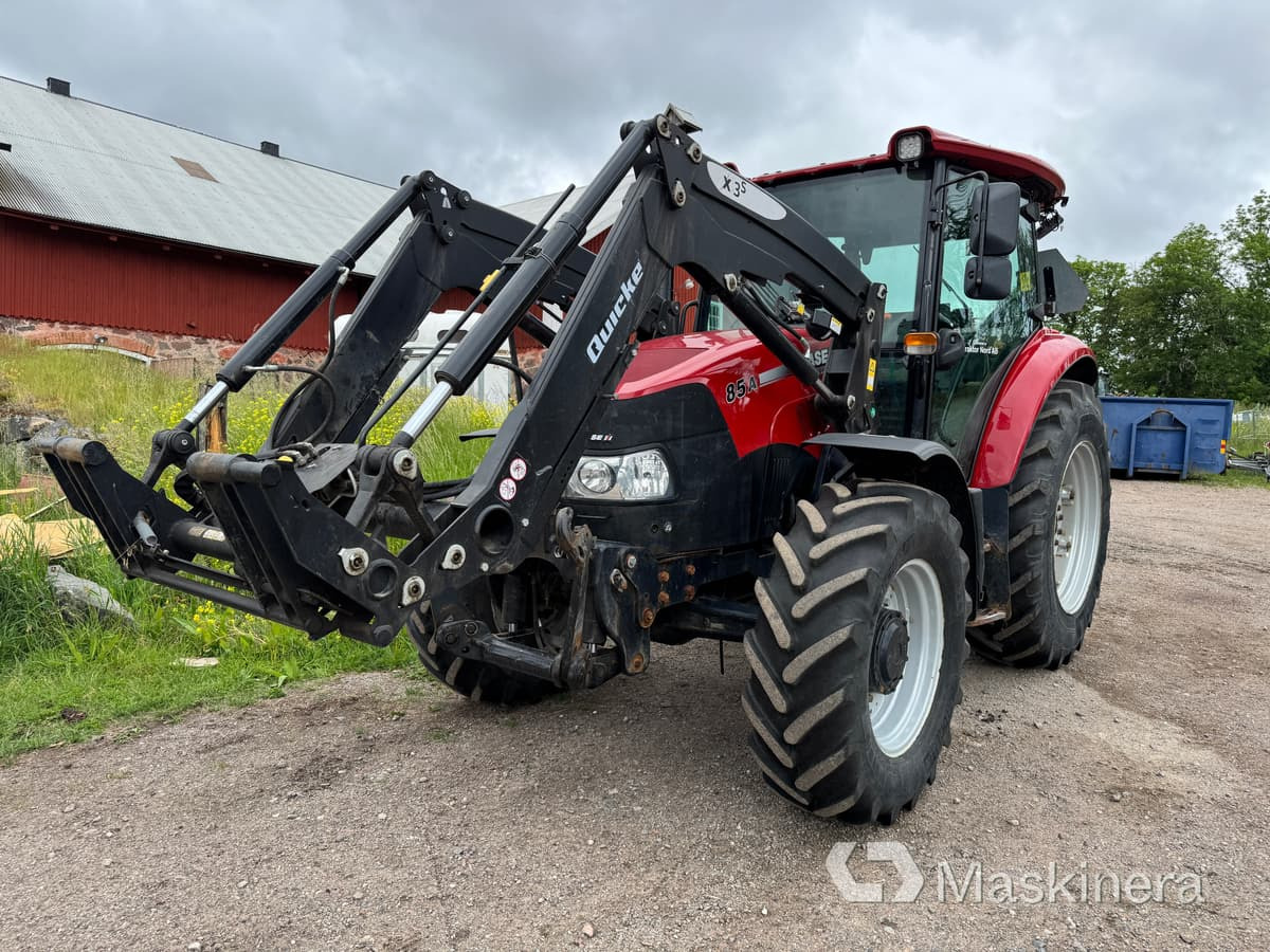 Traktor Case Farmall 85A med lastare - Traktors: foto 2 Traktor Case Farmall 85A med lastare - Traktors: foto 2