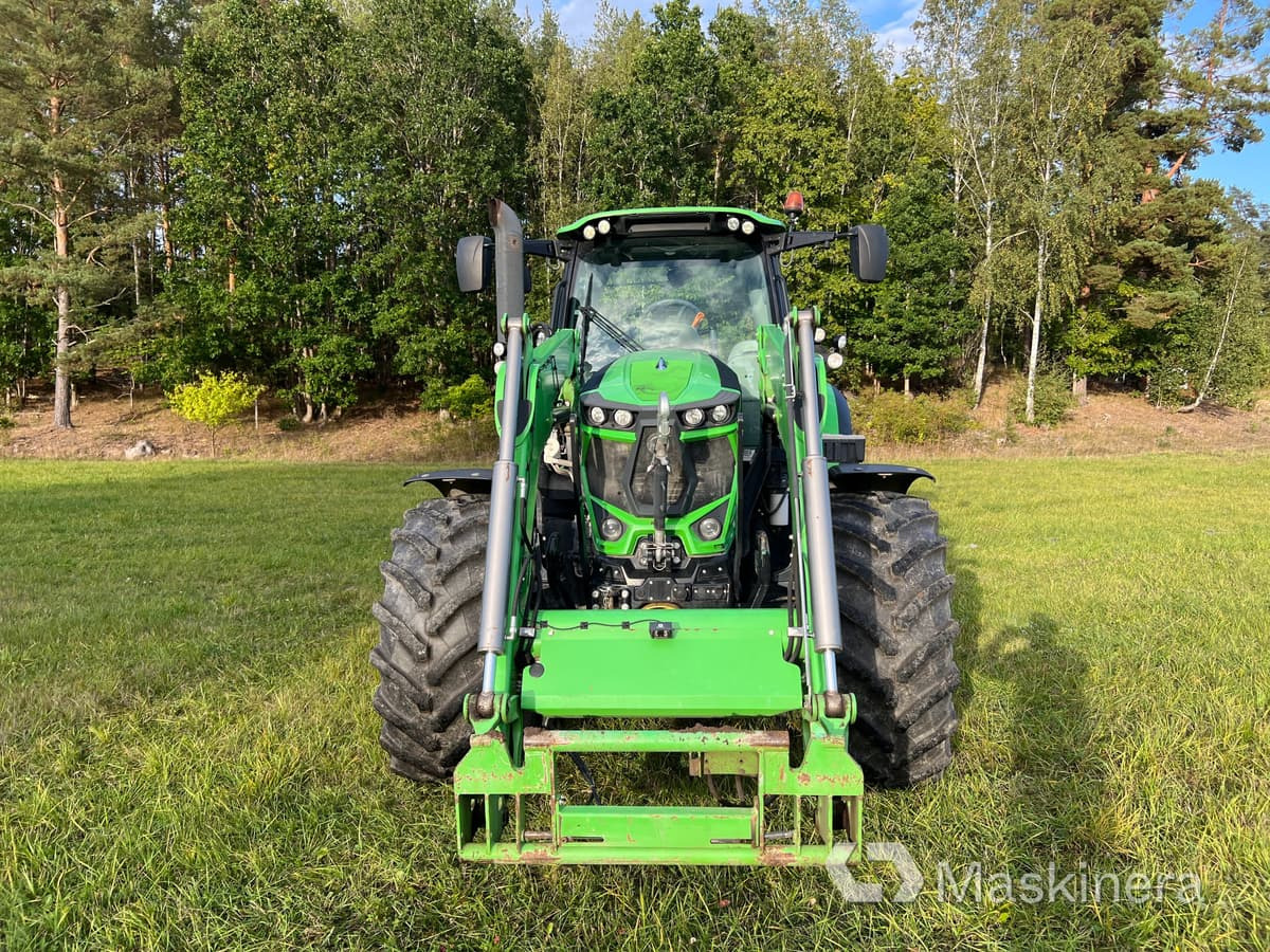 Traktor Deutz-Fahr 6175.4 Agrotron TTV - Traktors: foto 2 Traktor Deutz-Fahr 6175.4 Agrotron TTV - Traktors: foto 2