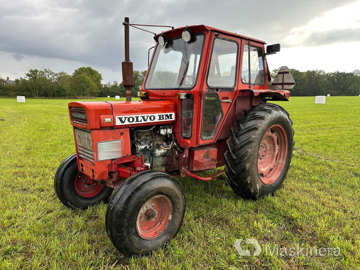 Traktor Volvo BM T 500 - Traktors: foto 1 Traktor Volvo BM T 500 - Traktors: foto 1