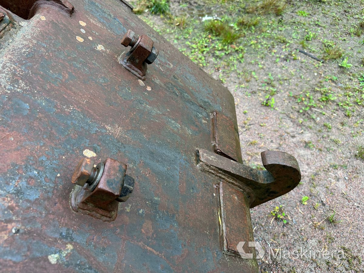 VA-skopa Serameko B20 - Ekskavatora kauss: foto 4 VA-skopa Serameko B20 - Ekskavatora kauss: foto 4