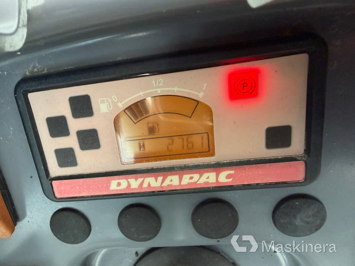 Vält Dynapac CC1000 līzingu Vält Dynapac CC1000: foto 22