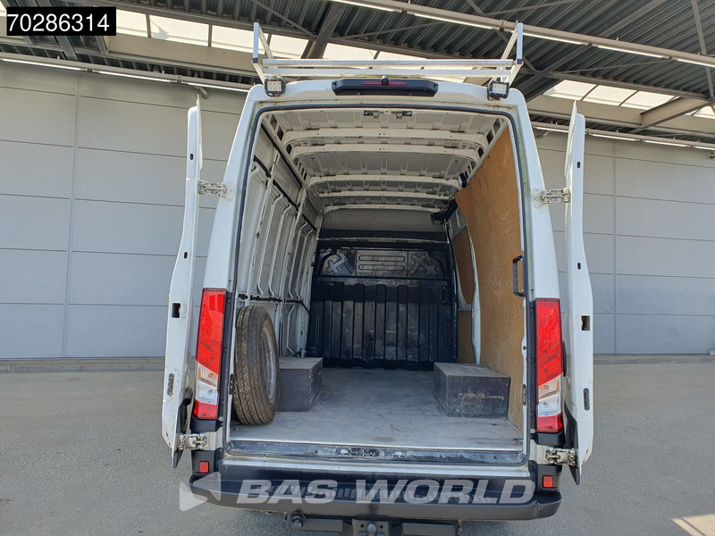 Iveco Daily 35C14 Automaat Dubbellucht L2H2 3,5t Trekhaak Airco Cruise Camera Imperiaal Euro6 L2 12m3 Airco Trekhaak Cruise control - Kravas mikroautobuss: foto 3 Iveco Daily 35C14 Automaat Dubbellucht L2H2 3,5t Trekhaak Airco Cruise Camera Imperiaal Euro6 L2 12m3 Airco Trekhaak Cruise control - Kravas mikroautobuss: foto 3