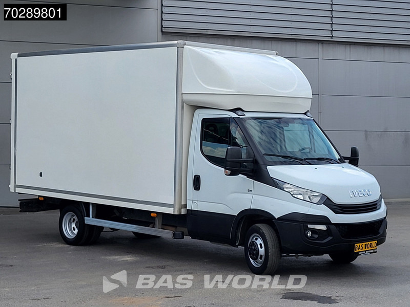 Iveco Daily 35C14 Dubbellucht Bakwagen Achterdeuren Airco Cruise Euro6 Meubelbak Koffer 20m3 Airco Cruise control - Furgons ar slēgtā virsbūve: foto 5 Iveco Daily 35C14 Dubbellucht Bakwagen Achterdeuren Airco Cruise Euro6 Meubelbak Koffer 20m3 Airco Cruise control - Furgons ar slēgtā virsbūve: foto 5