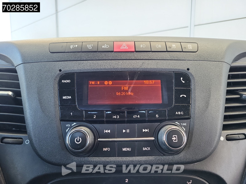 Automašīna ar kravas platformu Iveco Daily 35C14 Open Laadbak met Kist Dubbellucht 3,5t Trekhaak Airco Cruise Euro6 Pritsche Pickup Open Box Airco Trekhaak Cruise control: foto 13