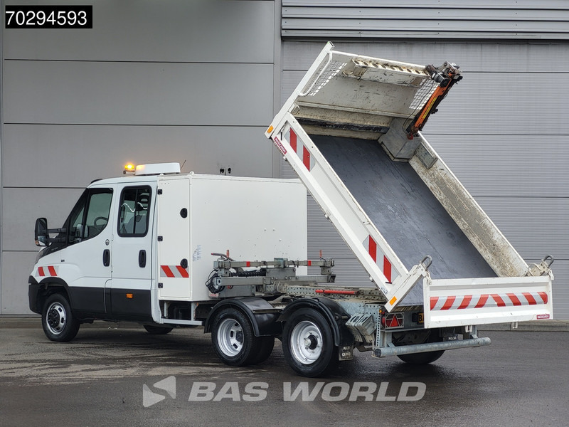 Iveco Daily 35C15 3.0L Kipper met Kist Maxicargo Airco Cruise Camera Euro6 Tipper Benne Kieper 2m3 Airco Dubbel cabine Cruise control - Komercauto pašizgāzējs: foto 2 Iveco Daily 35C15 3.0L Kipper met Kist Maxicargo Airco Cruise Camera Euro6 Tipper Benne Kieper 2m3 Airco Dubbel cabine Cruise control - Komercauto pašizgāzējs: foto 2