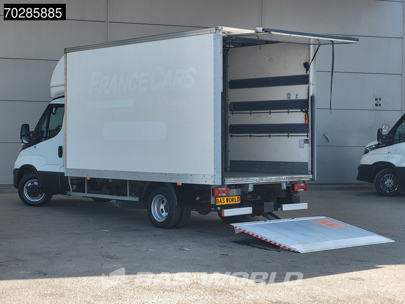 Iveco Daily 35C16 3.0L Laadklep Zijdeur Bakwagen Airco Cruise Euro6 Meubelbak Koffer 20m3 Airco Cruise control - Furgons ar slēgtā virsbūve: foto 2 Iveco Daily 35C16 3.0L Laadklep Zijdeur Bakwagen Airco Cruise Euro6 Meubelbak Koffer 20m3 Airco Cruise control - Furgons ar slēgtā virsbūve: foto 2