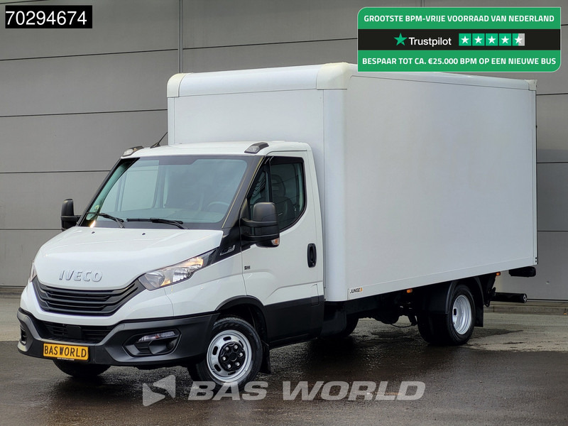 Iveco Daily 35C16 Automaat Laadklep Dubbellucht Bakwagen 160PK Airco Camera 3,5t Trekvermogen Euro6 Meubelbak Koffer Airco - Furgons ar slēgtā virsbūve: foto 1 Iveco Daily 35C16 Automaat Laadklep Dubbellucht Bakwagen 160PK Airco Camera 3,5t Trekvermogen Euro6 Meubelbak Koffer Airco - Furgons ar slēgtā virsbūve: foto 1