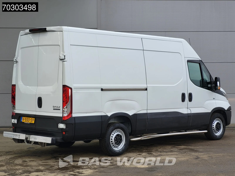 Iveco Daily 35S12 Automaat L2H2 3,5t Trekhaak Airco Cruise APK 12-2026 Euro6 L2 Airco Trekhaak Cruise control - Kravas mikroautobuss: foto 5 Iveco Daily 35S12 Automaat L2H2 3,5t Trekhaak Airco Cruise APK 12-2026 Euro6 L2 Airco Trekhaak Cruise control - Kravas mikroautobuss: foto 5