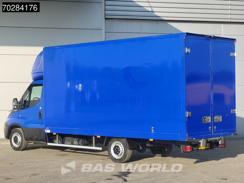 Iveco Daily 35S14 Automaat Bakwagen Achterdeuren 488cm lang! Airco Cruise Euro6 Meubelbak Koffer 24m3 Airco Cruise control - Furgons ar slēgtā virsbūve: foto 2 Iveco Daily 35S14 Automaat Bakwagen Achterdeuren 488cm lang! Airco Cruise Euro6 Meubelbak Koffer 24m3 Airco Cruise control - Furgons ar slēgtā virsbūve: foto 2