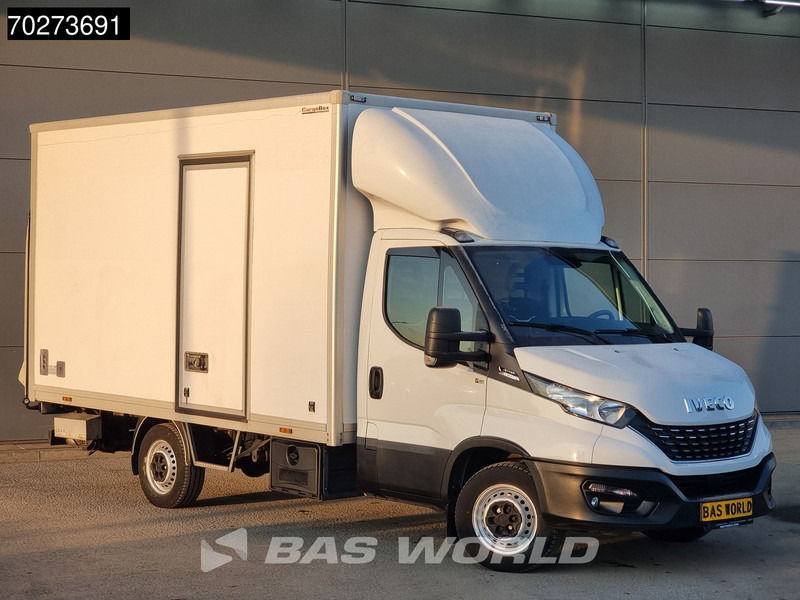Iveco Daily 35S14 Automaat Laadklep Zijdeur Bakwagen Airco Cruise Meubelbak Koffer 20m3 Airco Cruise control - Furgons ar slēgtā virsbūve: foto 5 Iveco Daily 35S14 Automaat Laadklep Zijdeur Bakwagen Airco Cruise Meubelbak Koffer 20m3 Airco Cruise control - Furgons ar slēgtā virsbūve: foto 5
