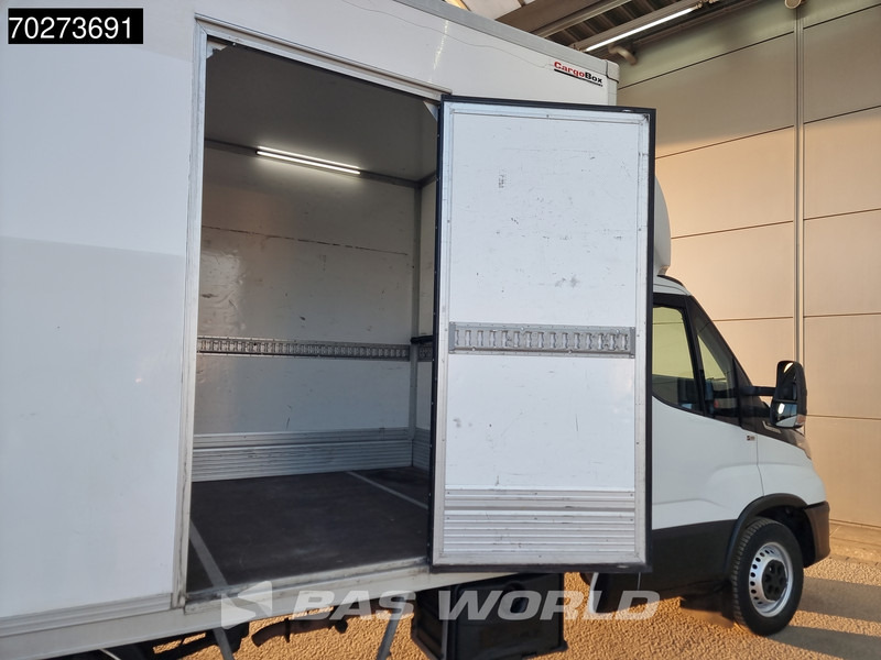 Iveco Daily 35S14 Automaat Laadklep Zijdeur Bakwagen Airco Cruise Meubelbak Koffer 20m3 Airco Cruise control - Furgons ar slēgtā virsbūve: foto 3 Iveco Daily 35S14 Automaat Laadklep Zijdeur Bakwagen Airco Cruise Meubelbak Koffer 20m3 Airco Cruise control - Furgons ar slēgtā virsbūve: foto 3