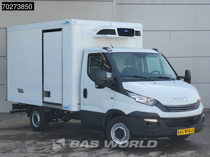 Iveco Daily 35S16 Koelwagen Automaat Carrier Pulsar 400 380V Stekker Airco Cruise Camera Koel Koeler Kühlwagen Kühlkoffer 12m3 Airco Cruise - Komercauto refrižerators: foto 2 Iveco Daily 35S16 Koelwagen Automaat Carrier Pulsar 400 380V Stekker Airco Cruise Camera Koel Koeler Kühlwagen Kühlkoffer 12m3 Airco Cruise - Komercauto refrižerators: foto 2