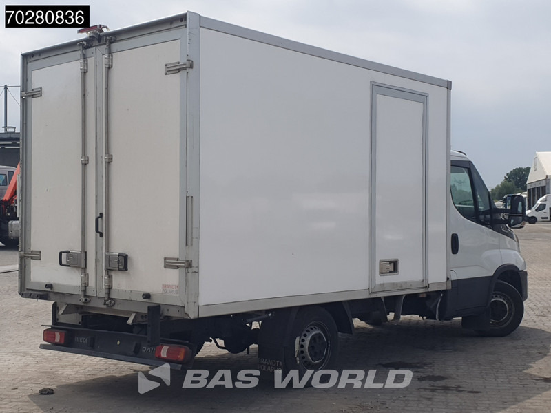 Komercauto refrižerators Iveco Daily 35S16 SCHADE! Koelwagen Zijdeur Carrier Xarios Airco Camera Euro6 Koel Koeler Kühl Kühler Kühlwagen Kühlkoffer 13m3 Airco: foto 6