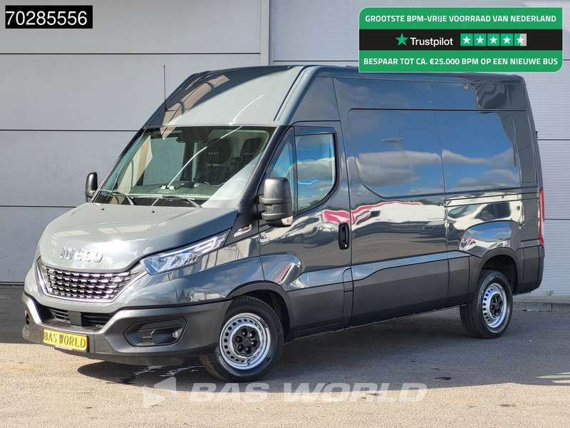 Iveco Daily 35S18 3.0L Automaat 180PK L2H2 3500kg Trekhaak LED Navi Airco Cruise Camera Euro6 L2 11m3 Airco Trekhaak Cruise control - Kravas mikroautobuss: foto 1 Iveco Daily 35S18 3.0L Automaat 180PK L2H2 3500kg Trekhaak LED Navi Airco Cruise Camera Euro6 L2 11m3 Airco Trekhaak Cruise control - Kravas mikroautobuss: foto 1