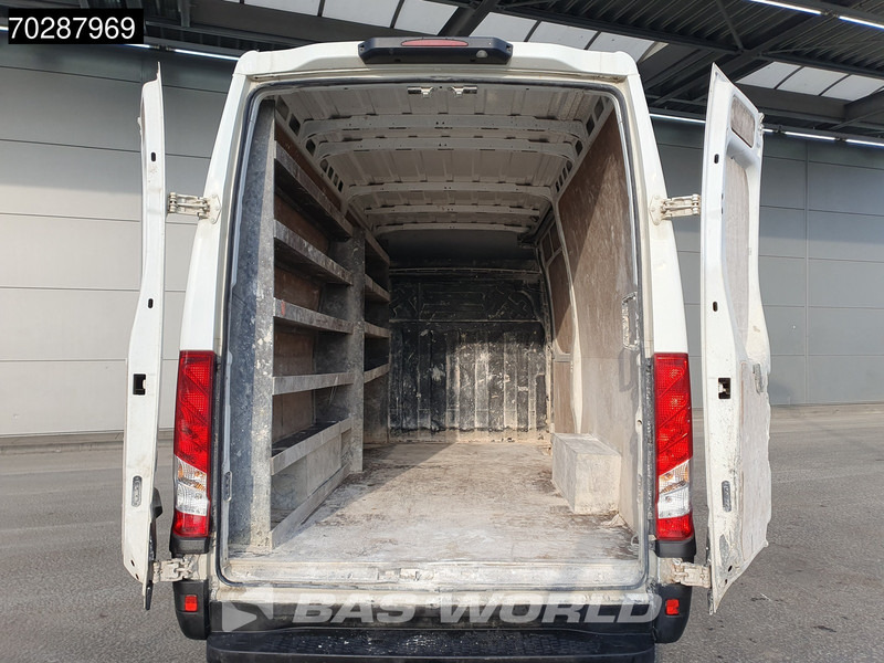 Iveco Daily 35S18 3.0L Automaat L2H2 3,5t Trekhaak 180PK LED Navi Airco Cruise Camera Euro6 L2 12m3 Airco Trekhaak Cruise control - Kravas mikroautobuss: foto 3 Iveco Daily 35S18 3.0L Automaat L2H2 3,5t Trekhaak 180PK LED Navi Airco Cruise Camera Euro6 L2 12m3 Airco Trekhaak Cruise control - Kravas mikroautobuss: foto 3
