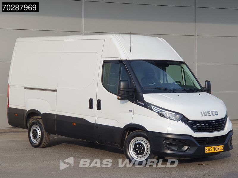 Iveco Daily 35S18 3.0L Automaat L2H2 3,5t Trekhaak 180PK LED Navi Airco Cruise Camera Euro6 L2 12m3 Airco Trekhaak Cruise control - Kravas mikroautobuss: foto 5 Iveco Daily 35S18 3.0L Automaat L2H2 3,5t Trekhaak 180PK LED Navi Airco Cruise Camera Euro6 L2 12m3 Airco Trekhaak Cruise control - Kravas mikroautobuss: foto 5