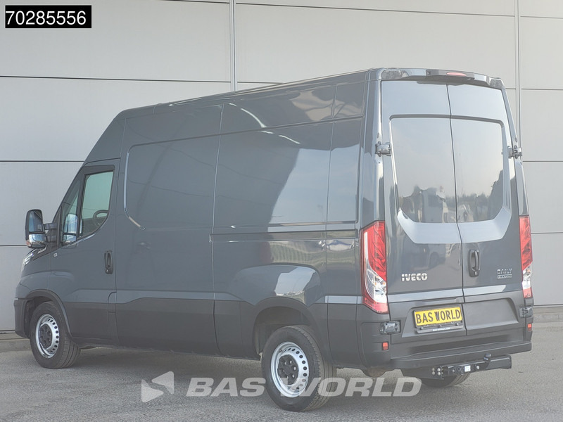 Iveco Daily 35S18 3.0L Automaat L2H2 3,5t Trekhaak LED Navi Airco Cruise Camera Euro6 L2 11m3 Airco Trekhaak Cruise control - Kravas mikroautobuss: foto 2 Iveco Daily 35S18 3.0L Automaat L2H2 3,5t Trekhaak LED Navi Airco Cruise Camera Euro6 L2 11m3 Airco Trekhaak Cruise control - Kravas mikroautobuss: foto 2