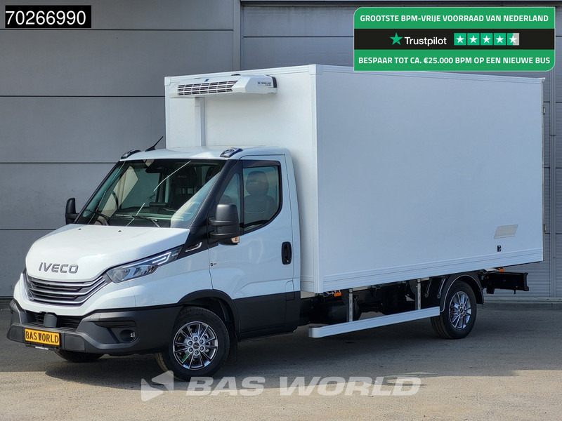 Iveco Daily 35S18 3.0L Koelwagen Vriezer Thermoking V-200 MAX 220V stekker -18 LED Navi Airco ACC Koel Koeler Kühler Kühlwagen Bakwagen Kühl - Komercauto refrižerators: foto 1 Iveco Daily 35S18 3.0L Koelwagen Vriezer Thermoking V-200 MAX 220V stekker -18 LED Navi Airco ACC Koel Koeler Kühler Kühlwagen Bakwagen Kühl - Komercauto refrižerators: foto 1