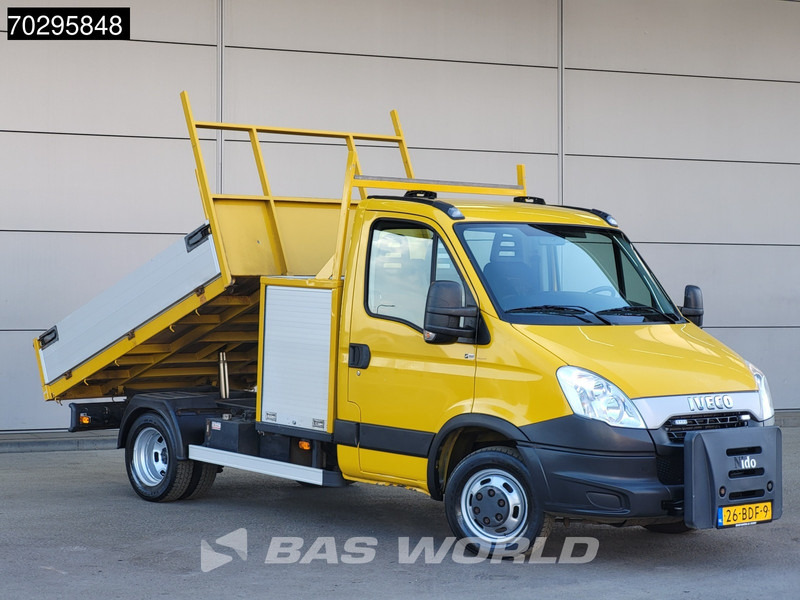 Iveco Daily 50C15 3.0L Kipper met Kist Dubbellucht 3,5t Trekhaak Kieper Tipper Benne Trekhaak - Komercauto pašizgāzējs: foto 3 Iveco Daily 50C15 3.0L Kipper met Kist Dubbellucht 3,5t Trekhaak Kieper Tipper Benne Trekhaak - Komercauto pašizgāzējs: foto 3