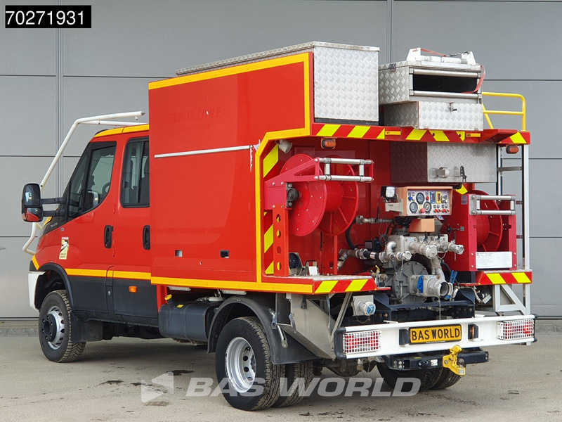 Iveco Daily 70C17 4x4 Achleitner Firetruck Brandweerwagen AWD Allrad Camper 1200liter Airco Dubbel cabine Trekhaak Cruise control - Ātrās palīdzības mašīna: foto 2 Iveco Daily 70C17 4x4 Achleitner Firetruck Brandweerwagen AWD Allrad Camper 1200liter Airco Dubbel cabine Trekhaak Cruise control - Ātrās palīdzības mašīna: foto 2
