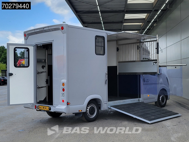 Renault Master 130pk 2025 model Paardenwagen Hengstenuitvoering / Horsetruck / Veewagen 18m3 Airco Cruise control - Komercauto: foto 2 Renault Master 130pk 2025 model Paardenwagen Hengstenuitvoering / Horsetruck / Veewagen 18m3 Airco Cruise control - Komercauto: foto 2