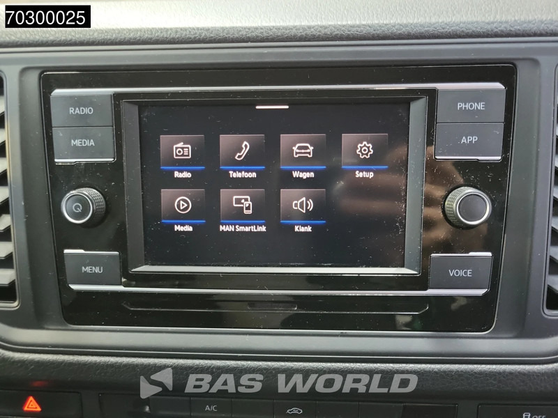 Furgons ar slēgtā virsbūve MAN TGE 3.140 Laadklep Bakwagen Airco Cruise Camera Euro6 Meubelbak Koffer Airco Cruise control: foto 12 Furgons ar slēgtā virsbūve MAN TGE 3.140 Laadklep Bakwagen Airco Cruise Camera Euro6 Meubelbak Koffer Airco Cruise control: foto 12