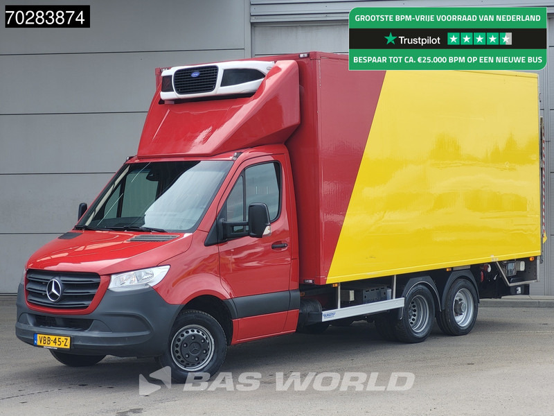 Mercedes-Benz BE-Oplegger BE Combi Bi-Temp 3500KG+ Koel Vries Automaat Luchtvering Carrier Pulsor 600MT D'Hollandia 1000KG Laadklep Airco MBUX Euro6 Koel - Komercauto refrižerators: foto 1 Mercedes-Benz BE-Oplegger BE Combi Bi-Temp 3500KG+ Koel Vries Automaat Luchtvering Carrier Pulsor 600MT D'Hollandia 1000KG Laadklep Airco MBUX Euro6 Koel - Komercauto refrižerators: foto 1
