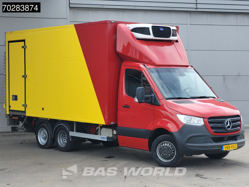 Mercedes-Benz BE-Oplegger BE Combi Bi-Temp 3500KG+ Koel Vries Automaat Luchtvering Carrier Pulsor 600MT D'Hollandia 1000KG Laadklep Airco MBUX Euro6 Koel - Komercauto refrižerators: foto 5 Mercedes-Benz BE-Oplegger BE Combi Bi-Temp 3500KG+ Koel Vries Automaat Luchtvering Carrier Pulsor 600MT D'Hollandia 1000KG Laadklep Airco MBUX Euro6 Koel - Komercauto refrižerators: foto 5