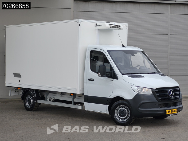 Mercedes-Benz Sprinter 315 CDI Koelwagen Achterdeuren Thermo King C-250 Airco MBUX Koel Koeler Kühl Kühler Kühlwagen Kühlkoffer 17m3 Airco - Komercauto refrižerators: foto 5 Mercedes-Benz Sprinter 315 CDI Koelwagen Achterdeuren Thermo King C-250 Airco MBUX Koel Koeler Kühl Kühler Kühlwagen Kühlkoffer 17m3 Airco - Komercauto refrižerators: foto 5
