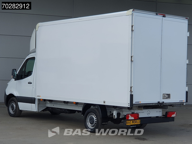 Mercedes-Benz Sprinter 317 CDI Automaat Bakwagen Achterdeuren Airco Camera Euro6 Meubelbak Koffer 21m3 Airco - Furgons ar slēgtā virsbūve: foto 2 Mercedes-Benz Sprinter 317 CDI Automaat Bakwagen Achterdeuren Airco Camera Euro6 Meubelbak Koffer 21m3 Airco - Furgons ar slēgtā virsbūve: foto 2
