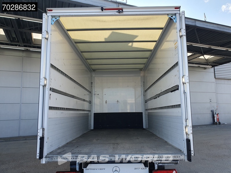 Mercedes-Benz Sprinter 317 CDI Automaat Bakwagen Achterdeuren Airco Camera Euro6 Meubelbak Koffer 21m3 Airco - Furgons ar slēgtā virsbūve: foto 3 Mercedes-Benz Sprinter 317 CDI Automaat Bakwagen Achterdeuren Airco Camera Euro6 Meubelbak Koffer 21m3 Airco - Furgons ar slēgtā virsbūve: foto 3