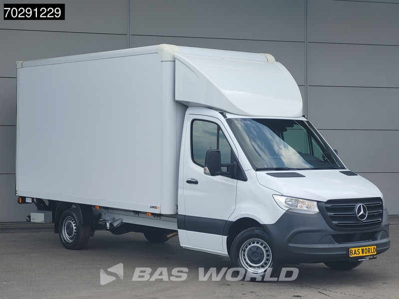 Mercedes-Benz Sprinter 317 CDI Automaat Bakwagen Laadklep Camera Airco Koffer Meubelbak 21m3 Airco - Furgons ar slēgtā virsbūve: foto 5 Mercedes-Benz Sprinter 317 CDI Automaat Bakwagen Laadklep Camera Airco Koffer Meubelbak 21m3 Airco - Furgons ar slēgtā virsbūve: foto 5