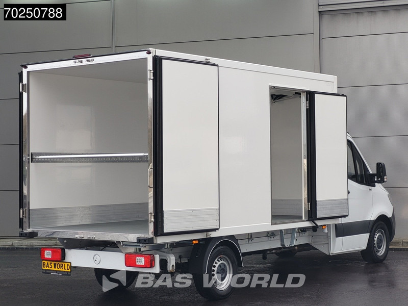 Mercedes-Benz Sprinter 317 CDI Koelwagen Automaat Zijdeur 2025-Model Thermo King V-300max 230v-Stekker 170PK Airco Cruise MBUX CarPlay Euro6 Koel Koele - Komercauto refrižerators: foto 5 Mercedes-Benz Sprinter 317 CDI Koelwagen Automaat Zijdeur 2025-Model Thermo King V-300max 230v-Stekker 170PK Airco Cruise MBUX CarPlay Euro6 Koel Koele - Komercauto refrižerators: foto 5