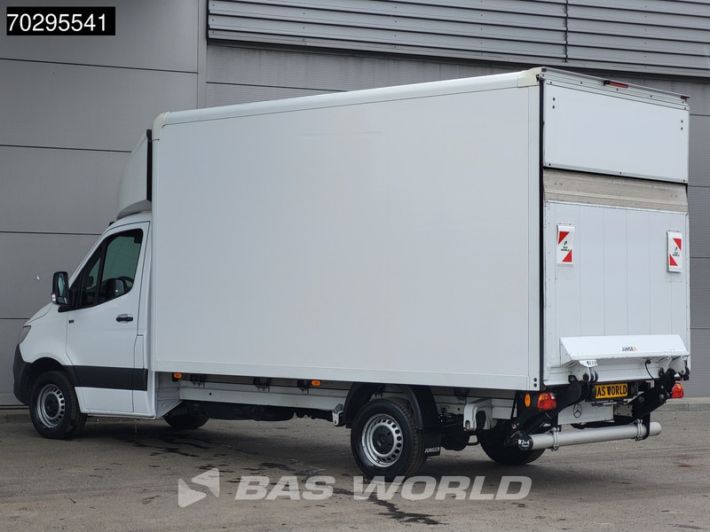 Mercedes-Benz Sprinter 317 CDI Laadklep Automaat Bakwagen 170PK Airco Camera Euro6 Meubelbak Koffer 21m3 Airco - Furgons ar slēgtā virsbūve: foto 2 Mercedes-Benz Sprinter 317 CDI Laadklep Automaat Bakwagen 170PK Airco Camera Euro6 Meubelbak Koffer 21m3 Airco - Furgons ar slēgtā virsbūve: foto 2