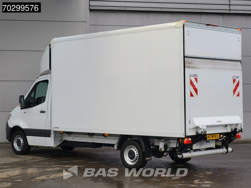 Mercedes-Benz Sprinter 317 CDI Laadklep Automaat Bakwagen 170PK Airco Camera Euro6 Meubelbak Koffer Airco - Furgons ar slēgtā virsbūve: foto 2 Mercedes-Benz Sprinter 317 CDI Laadklep Automaat Bakwagen 170PK Airco Camera Euro6 Meubelbak Koffer Airco - Furgons ar slēgtā virsbūve: foto 2