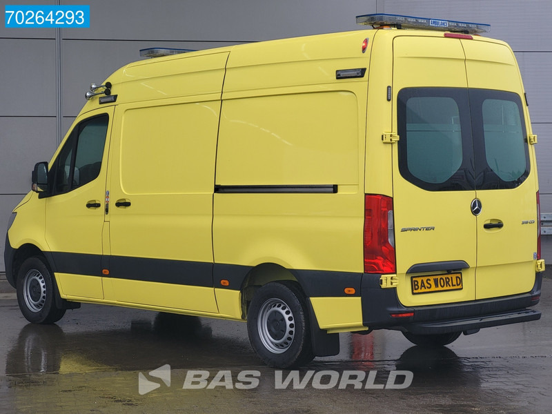 Mercedes-Benz Sprinter 319 CDI Automaat Nieuw! Complete Ambulance Ziekenwagen Rettungswagen Krankenwagen Airco - Ātrās palīdzības mašīna: foto 2 Mercedes-Benz Sprinter 319 CDI Automaat Nieuw! Complete Ambulance Ziekenwagen Rettungswagen Krankenwagen Airco - Ātrās palīdzības mašīna: foto 2