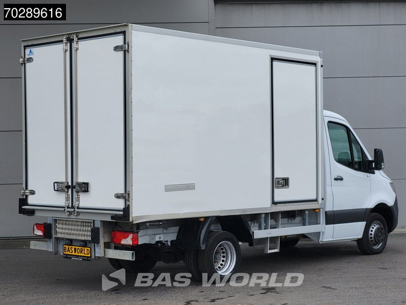 Mercedes-Benz Sprinter 515 CDI Koelwagen Dubbellucht Zijdeur Thermo King 230v-Stekker Airco Cruise MBUX CarPlay Euro6 Koel Koeler Kühl Kühler Kühlwagen - Komercauto refrižerators: foto 5 Mercedes-Benz Sprinter 515 CDI Koelwagen Dubbellucht Zijdeur Thermo King 230v-Stekker Airco Cruise MBUX CarPlay Euro6 Koel Koeler Kühl Kühler Kühlwagen - Komercauto refrižerators: foto 5