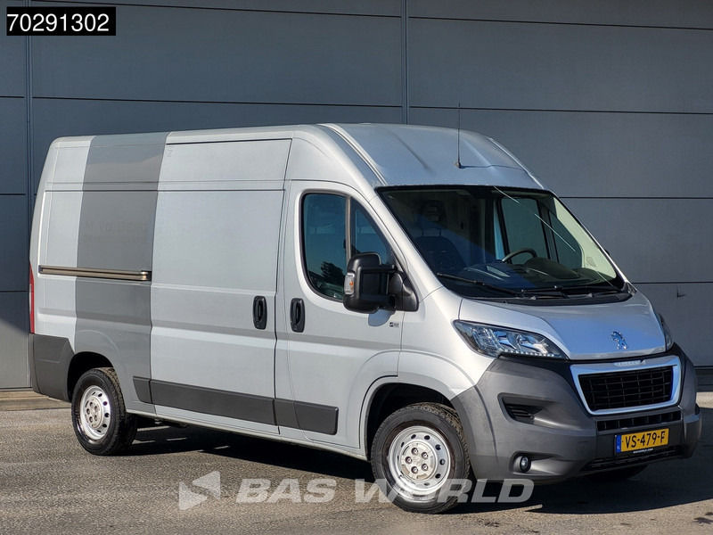 Peugeot Boxer 130PK L2H2 Trekhaak Navi LED Airco Cruise Camera Parkeersensoren L2 11m3 Airco Trekhaak Cruise control - Mazs furgons: foto 3 Peugeot Boxer 130PK L2H2 Trekhaak Navi LED Airco Cruise Camera Parkeersensoren L2 11m3 Airco Trekhaak Cruise control - Mazs furgons: foto 3