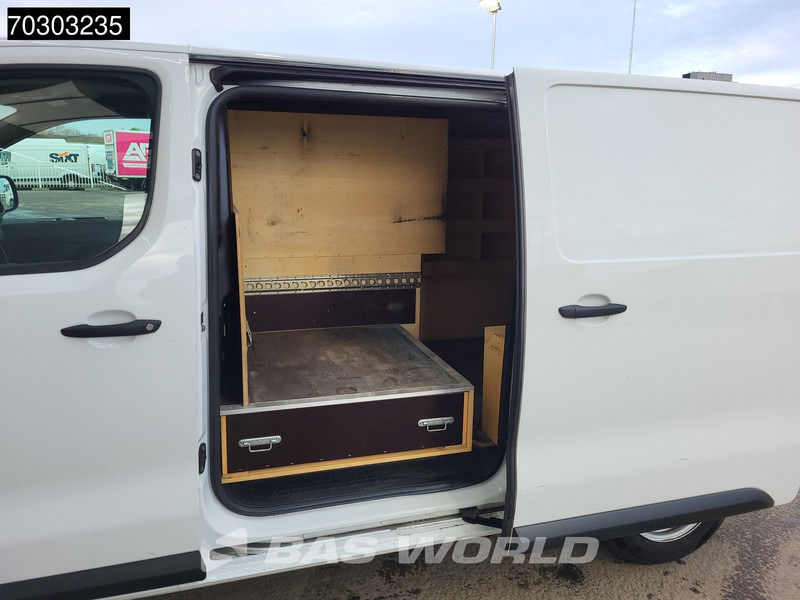 Peugeot Expert 120pk Automaat L2H1 Navi Airco Cruise Camera Parkeersensoren v+a Euro6 L2 Airco Cruise control līzingu Peugeot Expert 120pk Automaat L2H1 Navi Airco Cruise Camera Parkeersensoren v+a Euro6 L2 Airco Cruise control: foto 8 Peugeot Expert 120pk Automaat L2H1 Navi Airco Cruise Camera Parkeersensoren v+a Euro6 L2 Airco Cruise control līzingu Peugeot Expert 120pk Automaat L2H1 Navi Airco Cruise Camera Parkeersensoren v+a Euro6 L2 Airco Cruise control: foto 8