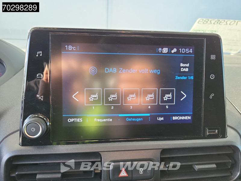 Mazs furgons Peugeot Partner 110PK Benzine Emissievrij L1H1 Navi Airco Cruise Parkeersensoren Euro6 L1 Kompakt Airco Cruise control: foto 12